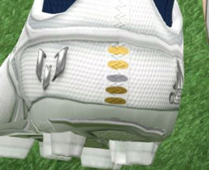 实况足球2016阿迪达斯梅西15.1白金版战靴下