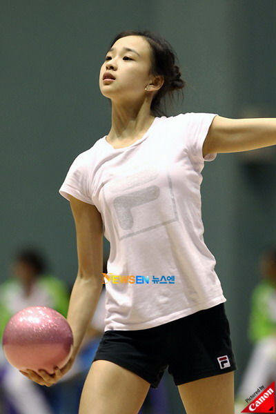 亚运可爱loli孙妍在